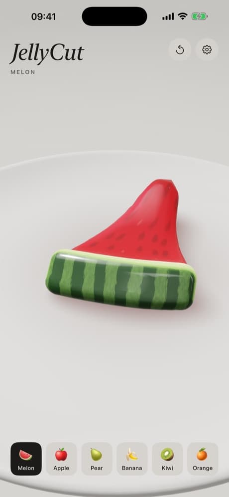 JellyCut — eine Melonenscheibe aus Wackelpudding auf einem hellen Teller